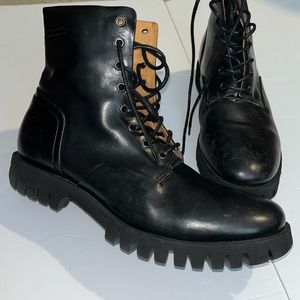 Diesel combat boots